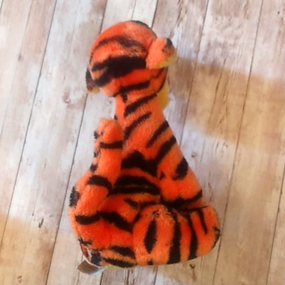 Vintage Tigger plush doll (j7) - Picture 4 of 6